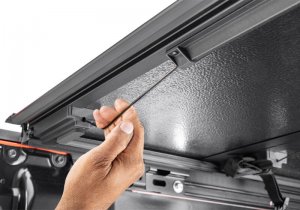 Toyota Tacoma Tonneau Cover - BAK - BAKFlip G2 - `05-`15