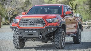 Toyota Tacoma Front Bumper - Body Armor 4x4 - Desert Series Front Winch - Heavy Texture Black - `16-`17