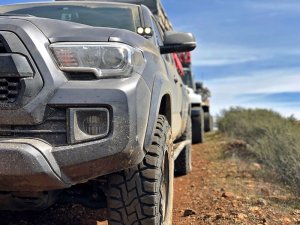 Toyota Tacoma Fog Lights - KC HiLiTES - Gravity G4 LED - Clear - `12-`18