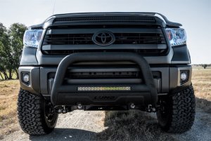 Toyota Tacoma Bull Bar - LUND - Oval with 20