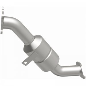 Subaru Impreza Catalytic Converter - Magnaflow - California Direct-Fit - `02-`06