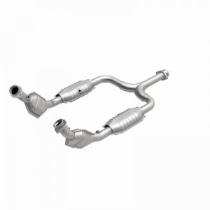 Ford Mustang Catalytic Converter - Magnaflow - California Grade CARB Compliant Direct-Fit - 2003