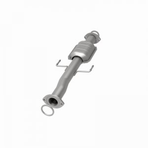 Toyota Tacoma Catalytic Converter - Rear - Magnaflow - California Grade CARB Compliant Direct-Fit - `02-`04
