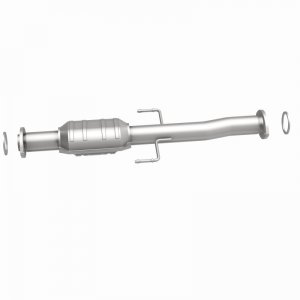 Toyota Tacoma Catalytic Converter - Rear - Magnaflow - California Grade CARB Compliant Direct-Fit - `02-`04