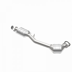 Subaru Forester Catalytic Converter - Magnaflow - Direct-Fit, California Grade CARB Compliant - `00-`05