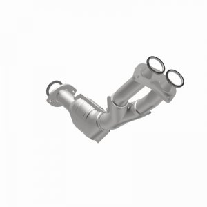 Toyota Tacoma Catalytic Converter - Front - Magnaflow - California Grade CARB Compliant Direct-Fit - `01-`04
