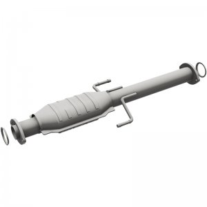 Toyota Tacoma Catalytic Converter - Rear - Magnaflow - California Grade CARB Compliant Direct-Fit - `01-`04