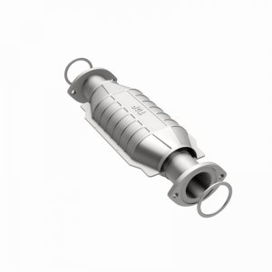 Toyota Tacoma Catalytic Converter - Magnaflow - California Grade CARB Compliant - 2000