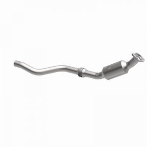 Chrysler 300 Catalytic Converter - Magnaflow - California Grade CARB Compliant, Direct-Fit - 2005