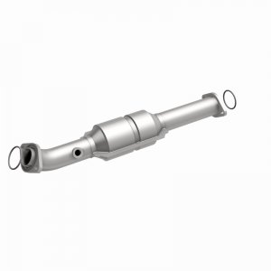 Toyota Tacoma Performance Exhaust - Rear - Magnaflow - OEM Grade Direct-Fit Catalytic Converter - `05-`15