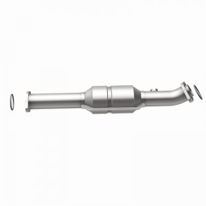 Toyota Tacoma Performance Exhaust - Rear - Magnaflow - OEM Grade Direct-Fit Catalytic Converter - `05-`15