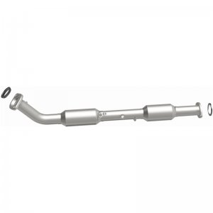 Toyota Tacoma Performance Exhaust - Magnaflow - OEM Grade Federal/EPA Compliant Direct-Fit Catalytic Converter - `05-`21