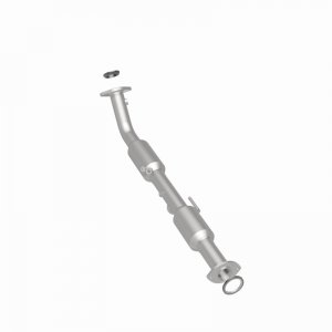 Toyota Tacoma Performance Exhaust - Magnaflow - OEM Grade Federal/EPA Compliant Direct-Fit Catalytic Converter - `05-`21
