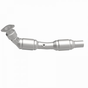 Chevrolet Camaro Catalytic Converter - Passenger Side - Magnaflow - OEM Grade Direct-Fit - `10-`15