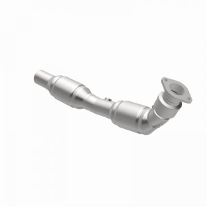 Chevrolet Camaro Catalytic Converter - Passenger Side - Magnaflow - OEM Grade Direct-Fit - `10-`15