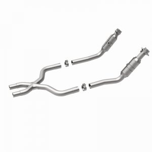 Ford Mustang Performance Exhaust - Magnaflow - OEM Grade Federal/EPA Compliant Direct-Fit Catalytic Converter - `11-`14