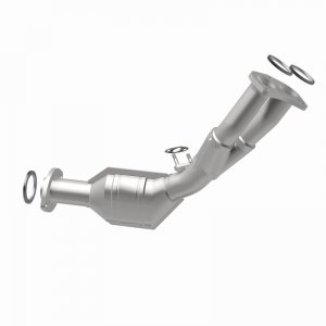 Toyota Tacoma Catalytic Converter - Magnaflow - OEM Grade Direct-Fit - `00-`04