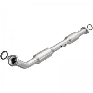 Toyota Tacoma Catalytic Converter - Magnaflow - California Grade CARB Compliant - `13-`15