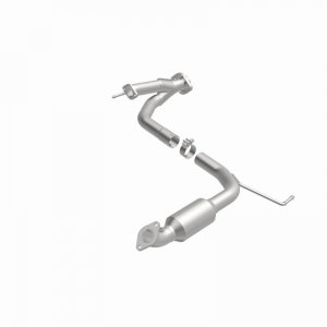 Toyota Tacoma Catalytic Converter - Rear - Magnaflow - Direct-Fit, HM Grade - `05-`15