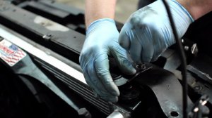 Ford Mustang Aluminum Radiator - Mishimoto - Stabilizer System - `01-`04