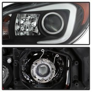 Subaru WRX Headlights - SPYDER - Halo DRL LED Projector - Black - `06-`07