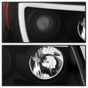 Toyota Tacoma Headlights - SPYDER - Projector, Version 2, Light Bar DRL - Black - `05-`11