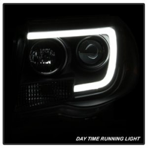 Toyota Tacoma Headlights - SPYDER - Projector, Version 2, Light Bar DRL - Black - `05-`11