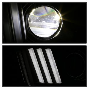 Ford Mustang Headlights - SPYDER - APEX Series Version 2 High-Power LED - Black - `05-`08