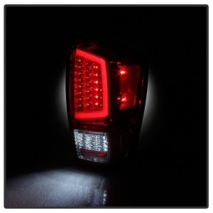 Toyota Tacoma Tail Lights - SPYDER - xTune Light Bar LED - Chrome - `16-`18