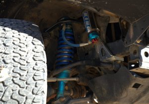 Toyota Tacoma Suspension Lift Kit - Superlift - 3 inch Lift with KING 2.5 Series Shocks - `05-`23