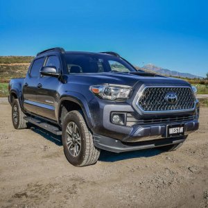 Toyota Tacoma Nerf Step Bars - Westin - R5 - Black - `05-`18