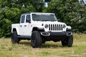 Jeep Gladiator JT Lift Kit - 2.5 Inch Leveling Kit - Spacers - M1 Monotube Shocks Jeep Gladiator JT Lift Kit - 2.5 Inch Leveling Kit - Spacers - M1 Monotube Shocks