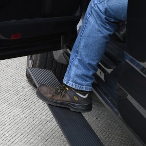 Jeep Gladiator Running Boards - Go Rhino - VoltStep Electric - Textured Black - `20-`24