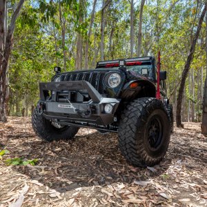 Jeep Gladiator Bumper - Front - Go Rhino - Trailline Front Stubby - Black
