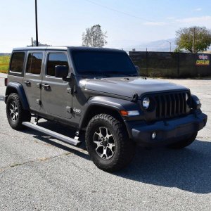 Jeep Wrangler JL Running Boards - Westin - Pro-e Electric - Textured Black - `18-`24