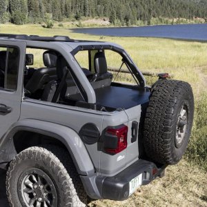 Jeep Wrangler JL - TFY Deluxe Enclosures