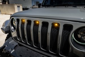 Jeep Gladiator Grille LED Kit - ORACLE Lighting - Pre-Runner Style - Green