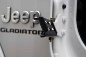 Jeep Gladiator Foot Peg Set - Fishbone Offroad - Steel - Black - 2020+