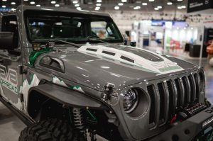 Jeep Gladiator Hood - DV8 Offroad - Heat Dispersion - Matte Black - 2020