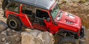 Jeep Gladiator Hood - DV8 Offroad - Rubicon Replica - 2020