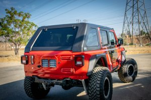Jeep Wrangler JL Hard Top - DV8 Offroad - Fastback - Textured Black - 2018