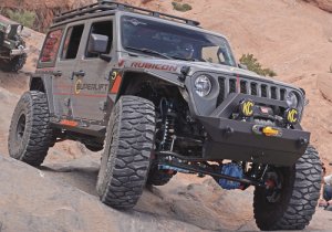 Jeep Wrangler JL Lift Kit - Superlift - 4in Dual Rate Coil - w/ King 2.0 Shocks - `18-`25