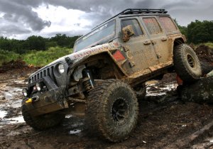 Jeep Wrangler JL Lift Kit - Superlift - 4in Dual Rate Coil - w/ King 2.0 Shocks - `18-`25