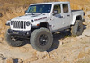 Jeep Gladiator  Lift Kit - Superlift - 4in Dual Rate Coil - w/FOX Shocks - 2020+