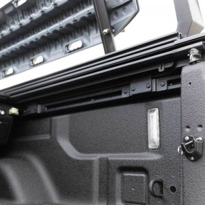 Jeep Gladiator Retractable Bed Cover - EGR - RollTrac Electric - `20-`24