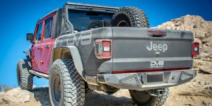 Jeep Gladiator Rock Sliders - Bedside - DV8 Offroad - SRGL-01 - Sand black powder coat - 2019+