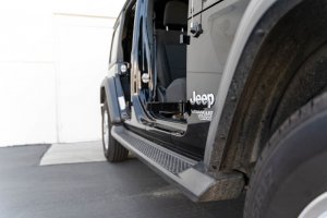 Jeep Gladiator Foot Pegs - Front + Rear - DV8 Offroad - `07-`23