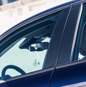 Alfa Romeo Giulia Exterior Door Pillars - Carbon Fiber Alfa Romeo Giulia Exterior Door Pillars - Carbon Fiber