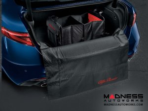 Alfa Romeo Giulia Luggage Compartment - Alfa Romeo Logo in Red