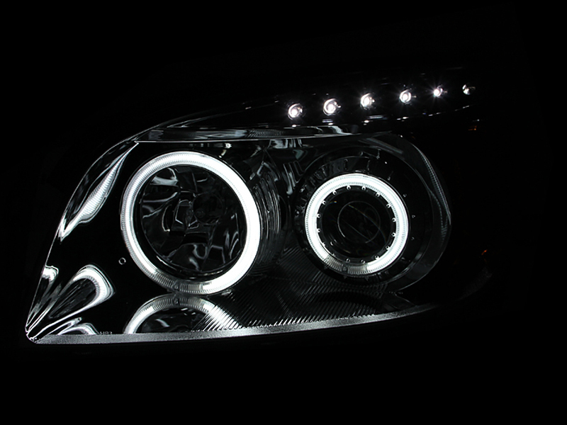 Toyota Rav4 Projector Headlights - ANZO - w/ Halo, Clear Lens - Chrome - `06-`08